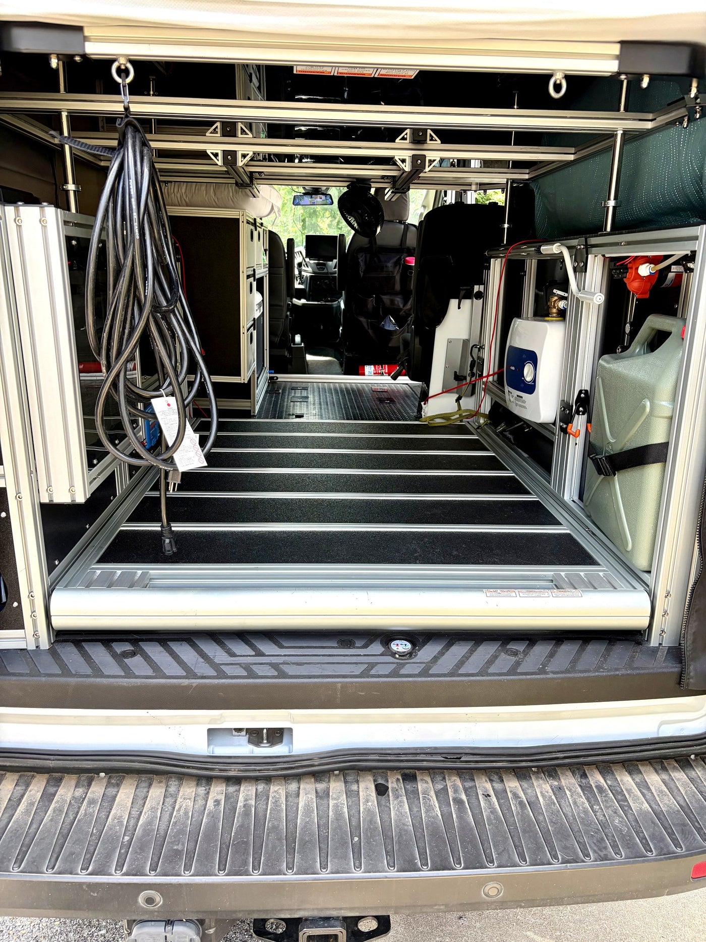 VanDoit LIV — Off-Grid Camper Van — photo 11
