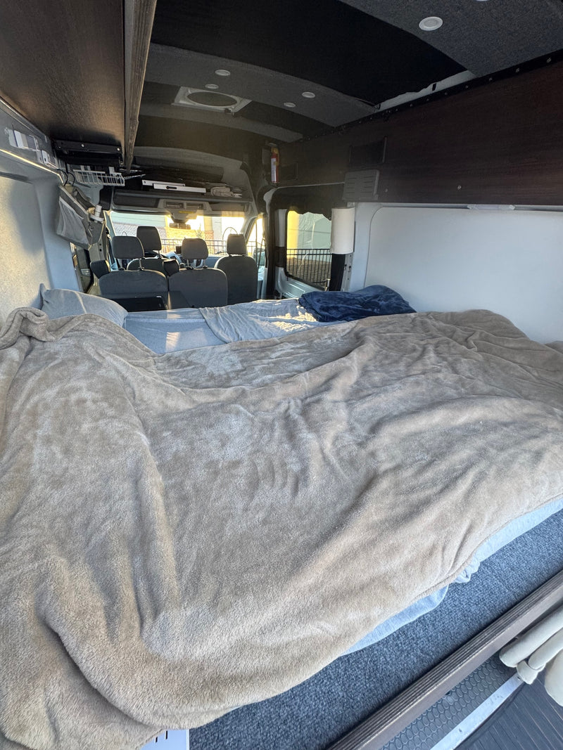  and passenger seating — photo 14