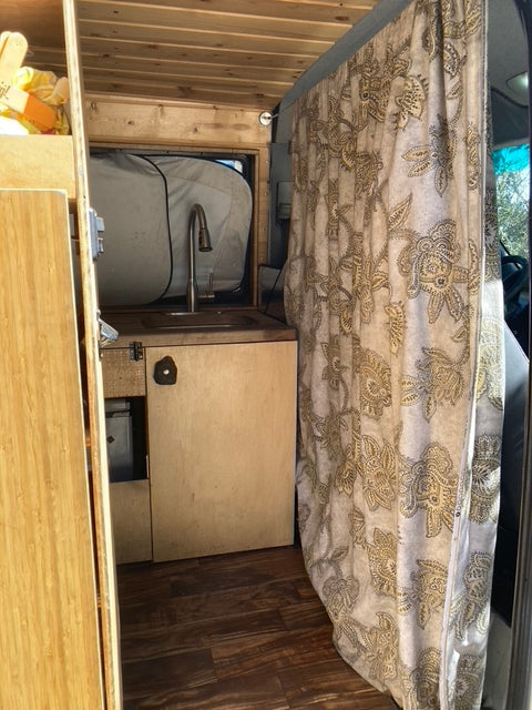 2003 Dodge Sprinter, 144" wheelbase, good mpg — photo 3