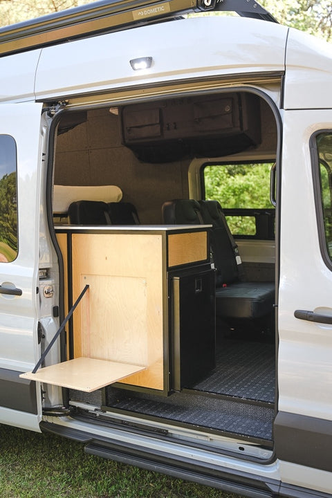 Denali - 6 Person Campervan — photo 3