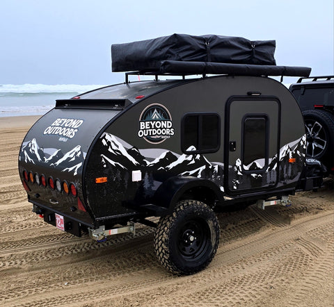 Off-Road Teardrop | Solar | Hot water shower + Kitchen | Sleeps 2 or + overland rental