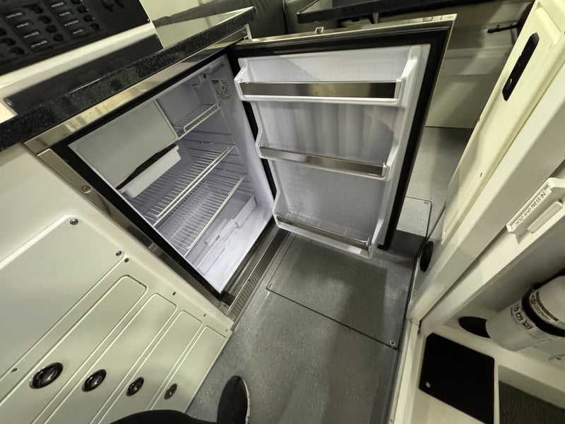 2018 Earthcruiser EXP EXP Diesel in Bend, OR (photo 10) — photo 10