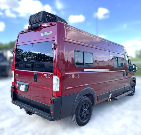 2023 Winnebago Solis — photo 2