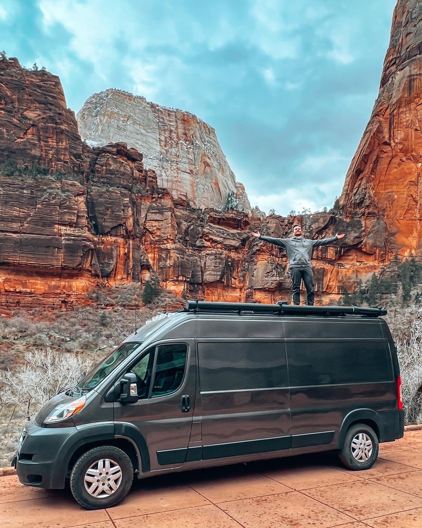 Luxury Stealth Adventure Van | Vangelina Jolie
