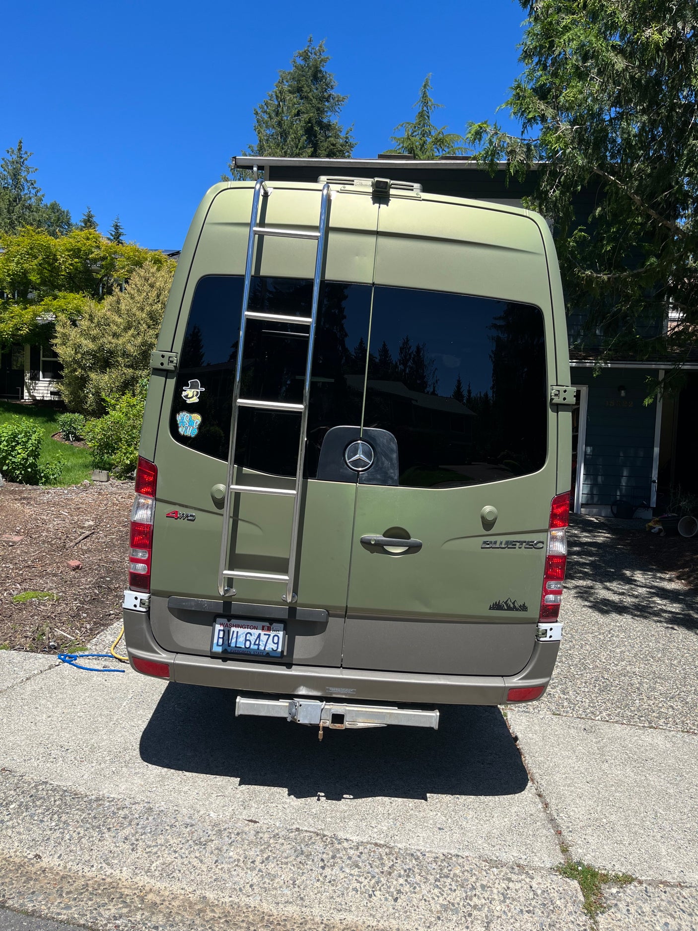 24ft Sprinter with internet, solar and large battery pack to last 5 days