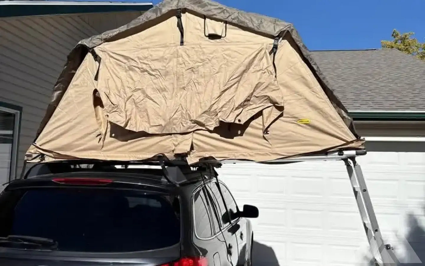 Smitty Built Overlanding Roof Tent — used rooftop tents for sale (photo 2)