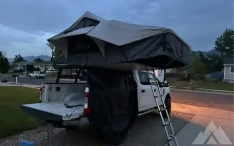 Smittybilt Gen 2 Overlander XL Roof Top Tent — used rooftop tents for sale (photo 4)