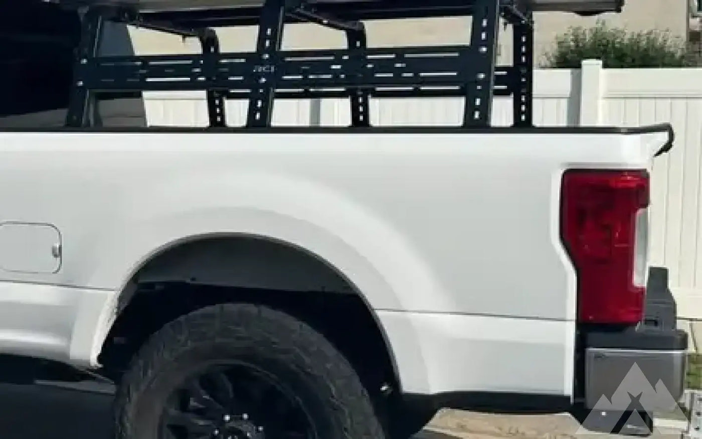 Smittybilt Gen 2 Overlander XL Roof Top Tent — used rooftop tents for sale (photo 5) — photo 5
