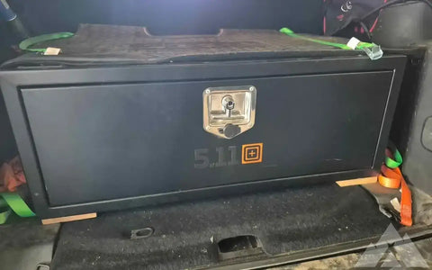 Smittybilt lockable storage