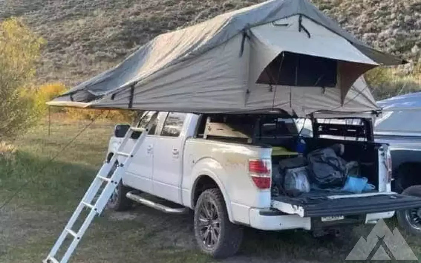 Smittybilt overland xl roof top tent and bed rack — used rooftop tents for sale — photo 1
