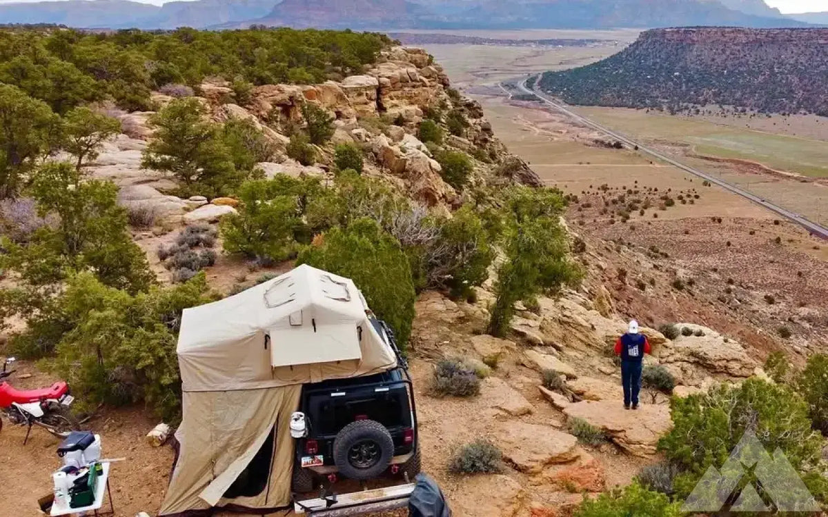 Smittybilt Overland XL Rooftop Tent WITH ANNEXT — used rooftop tents for sale