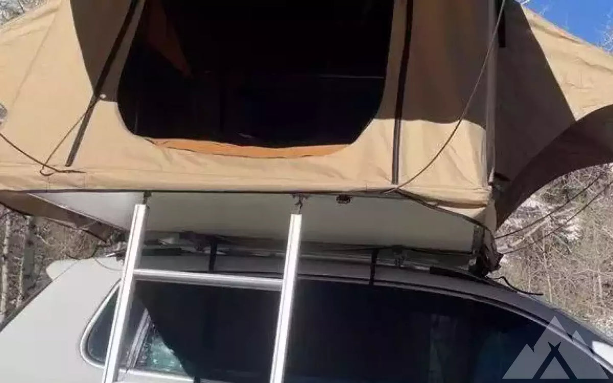 Smittybilt Overlander Roof Top Tent - LIKE NEW — used rooftop tents for sale (photo 3) — photo 3