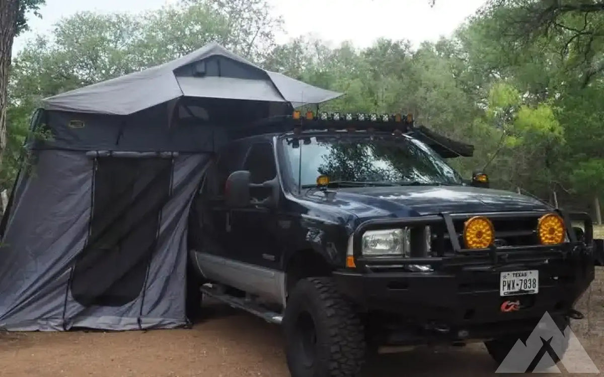 Smittybilt Overlander XL Gen 2 Rooftop Tent w/Anne — used rooftop tents for sale (photo 4) — photo 4