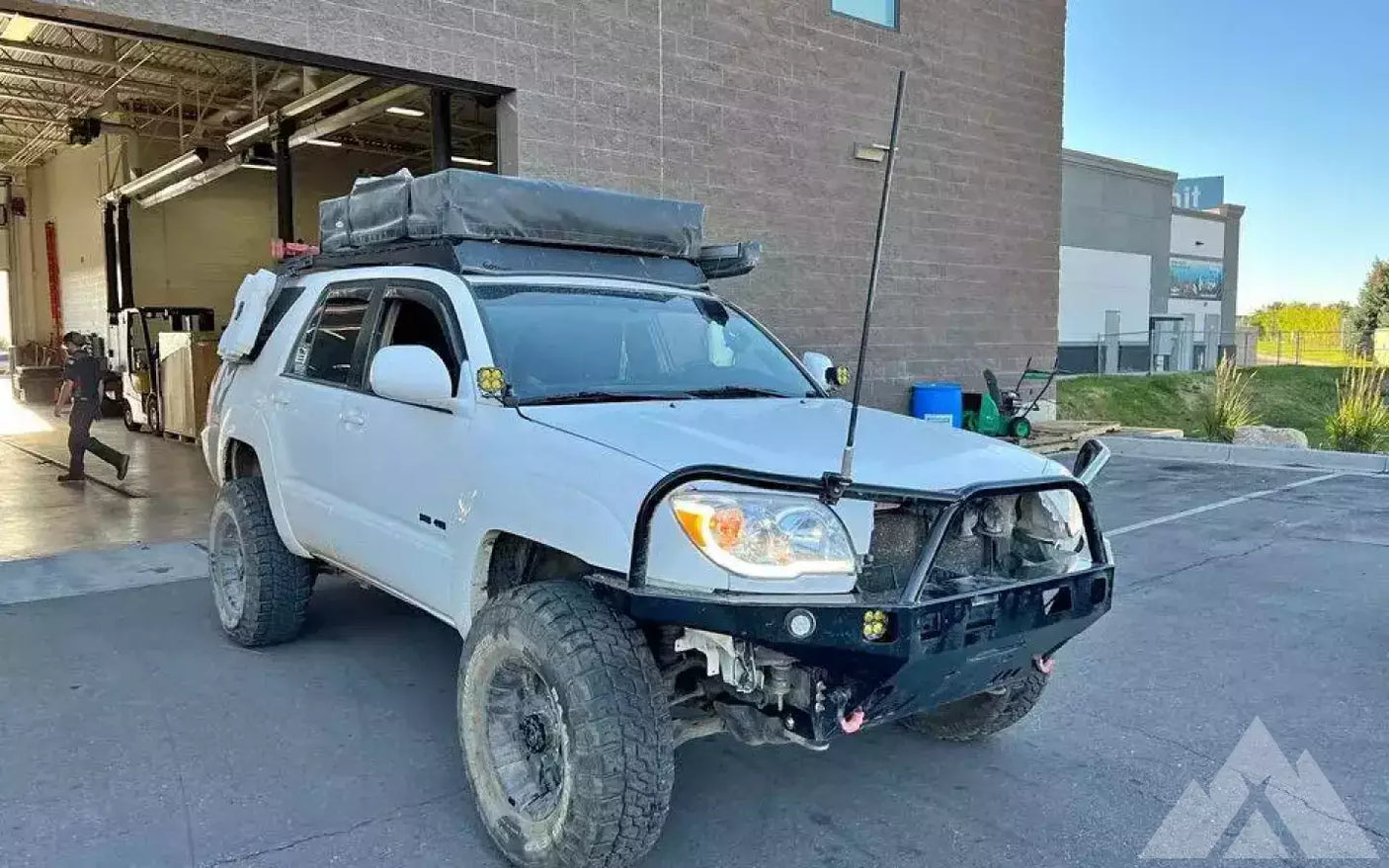 Smittybilt Roof Top Tent — used rooftop tents for sale (photo 3)