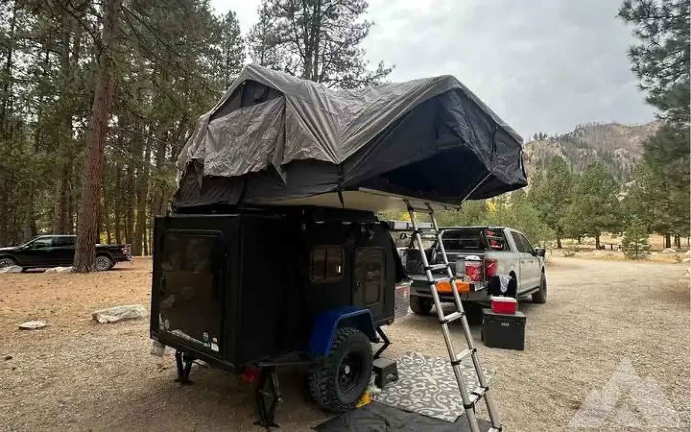 Smittybilt XL 4 Person Rooftop Tent — used rooftop tents for sale (photo 2)