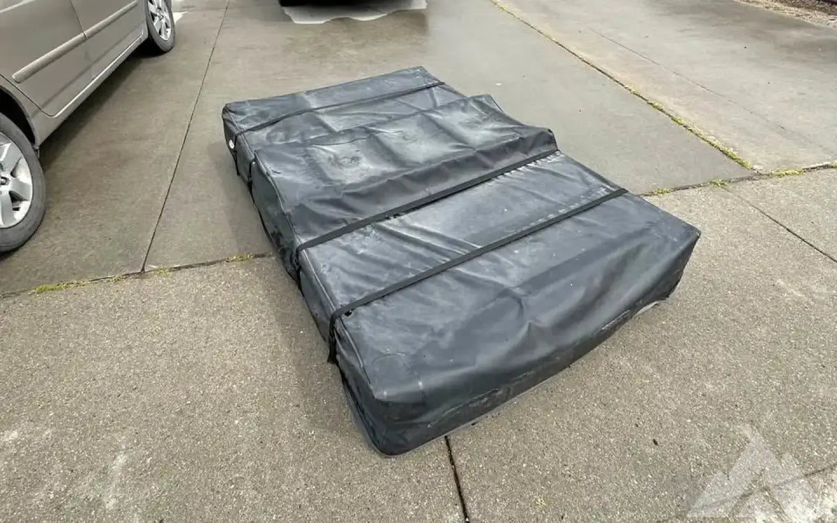 Smittybilt XL Overlander — used rooftop tents for sale (photo 2) — photo 2