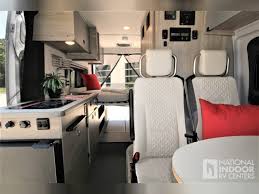 2022 Winnebago Solis 59P — photo 2