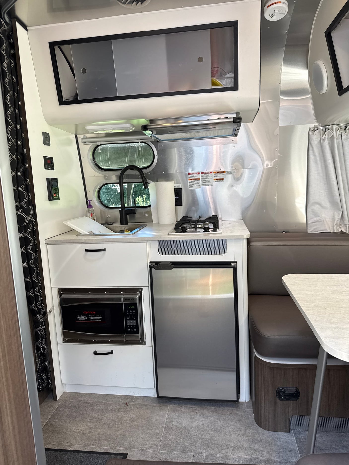 Studio apartment on wheels, or tiny home?