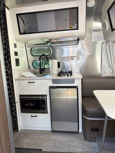 Studio apartment on wheels, or tiny home?