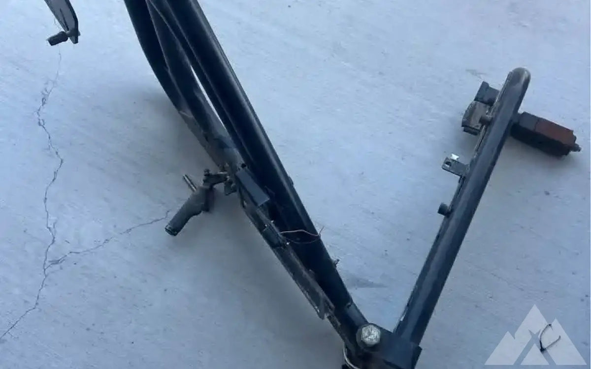 Spare tire swing out - hitch mounted — used tire carriers & swing outs for sale (photo 6) — photo 6