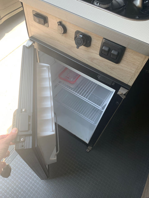 2021 Winnebago Solis — photo 5