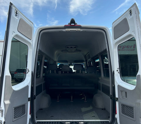 Mercedes Sprinter Large Passenger Van — photo 3