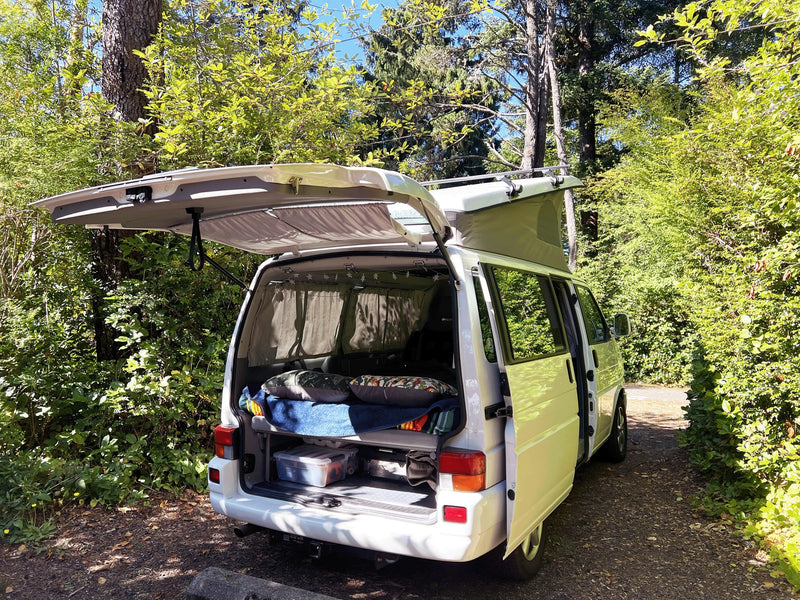  featuring a pop-top roof — photo 5