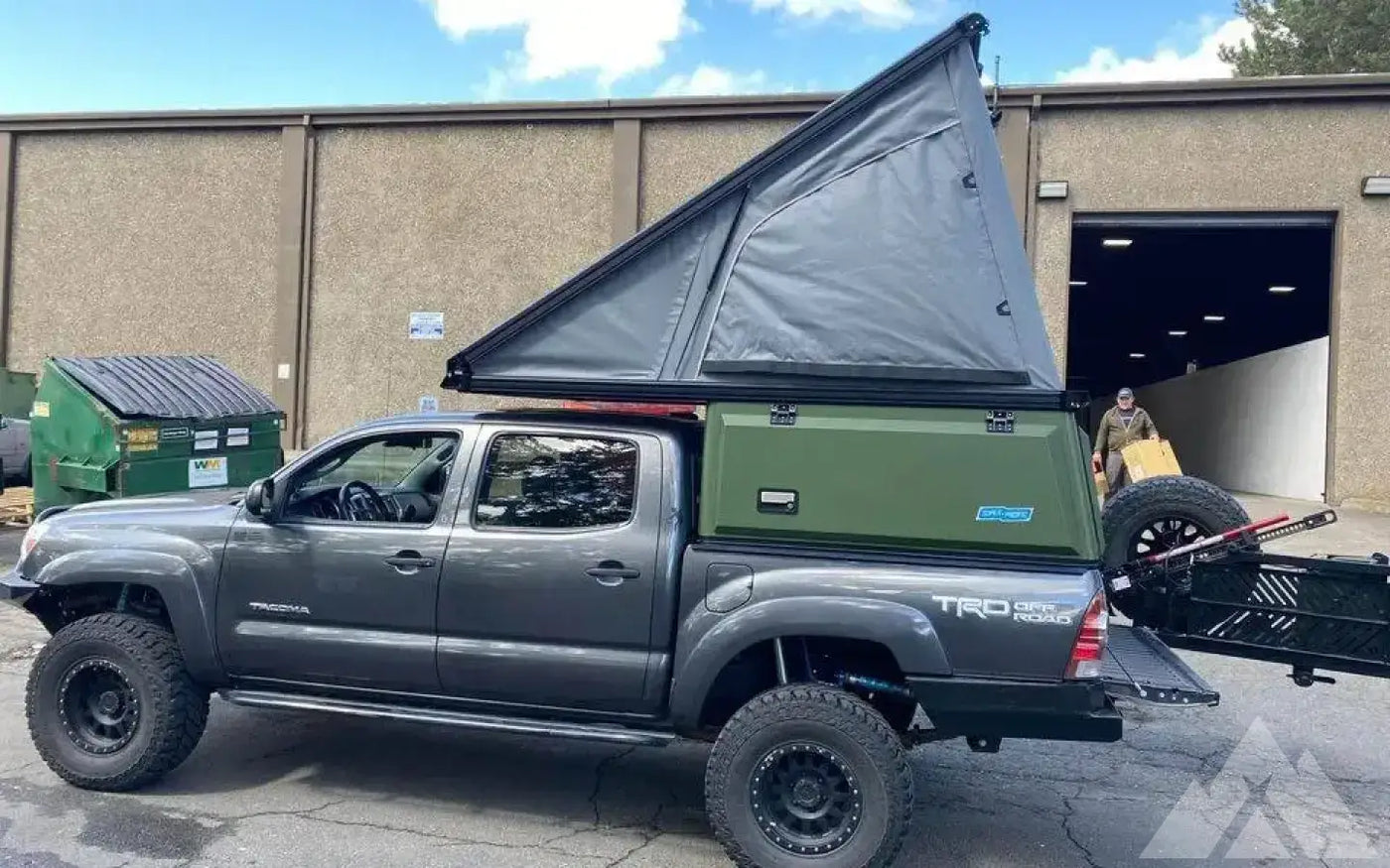 Super pacific X1 camper for Short bed 5.5’ — used for sale in Longmont, CO — photo 1