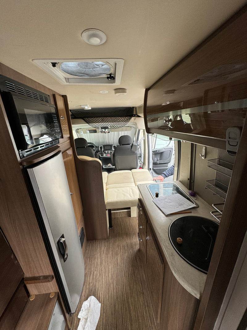 “Sunny” adventure van — photo 7
