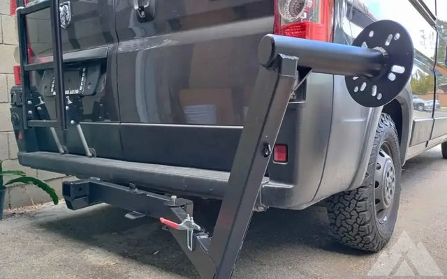 Swing Out Hitch Spare Tire Carrier — photo 3