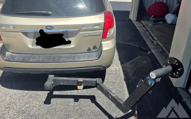 Swing Out Tire Hitch with extra accessory slot — photo 2