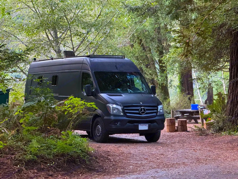  and stunning nature views. Your ultimate mobile retreat.|Relax in this RV rental: cozy interior with comfortable seating — photo 13