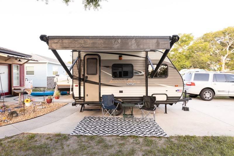 Cozy Couple - Sleeps 2 - Fully Stocked - EZ Tow — photo 6
