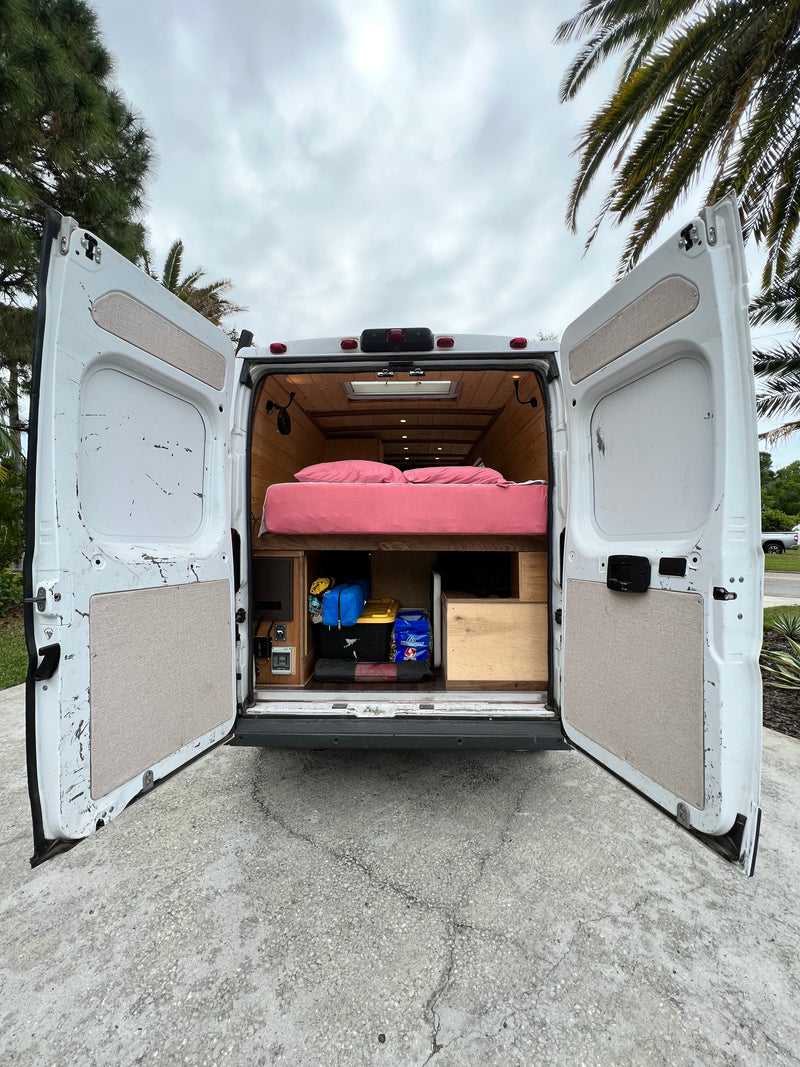 Cozy Cabin on Wheels Custom Build — photo 9