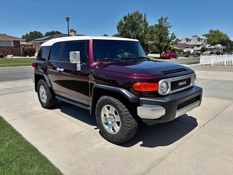 2007 Toyota FJ Cruiser · Sport Utility 2D in Taylorsville, UT (photo 1)