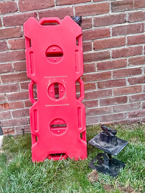 RotopaX 4-Gallon Gas Container with Jeep Tire & Pack Mount – Good Condition