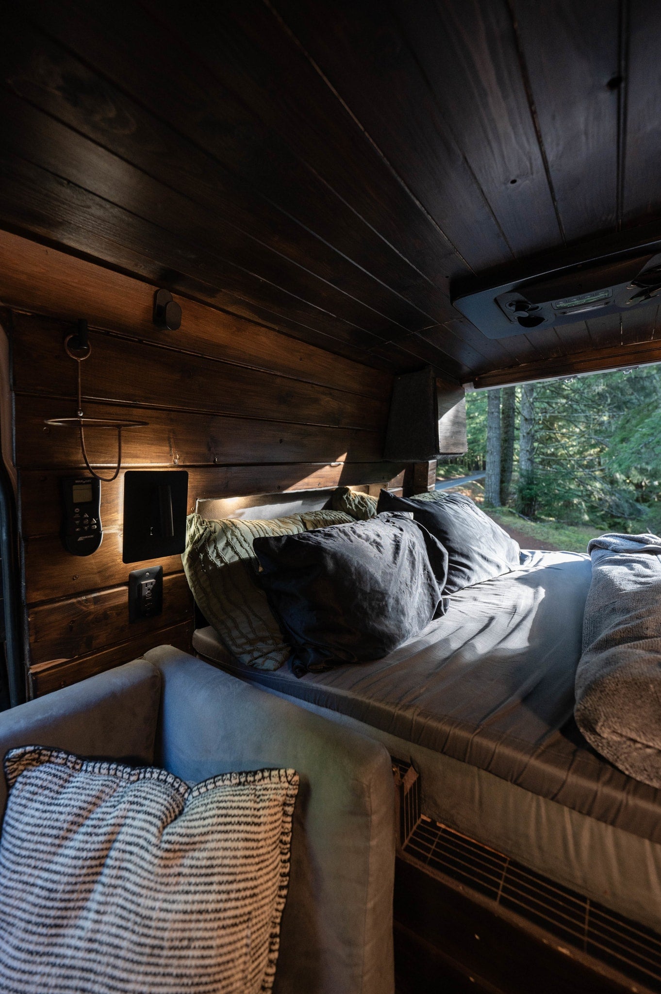  and forest views.|RV rental: Rustic kitchen with wood countertop — photo 7