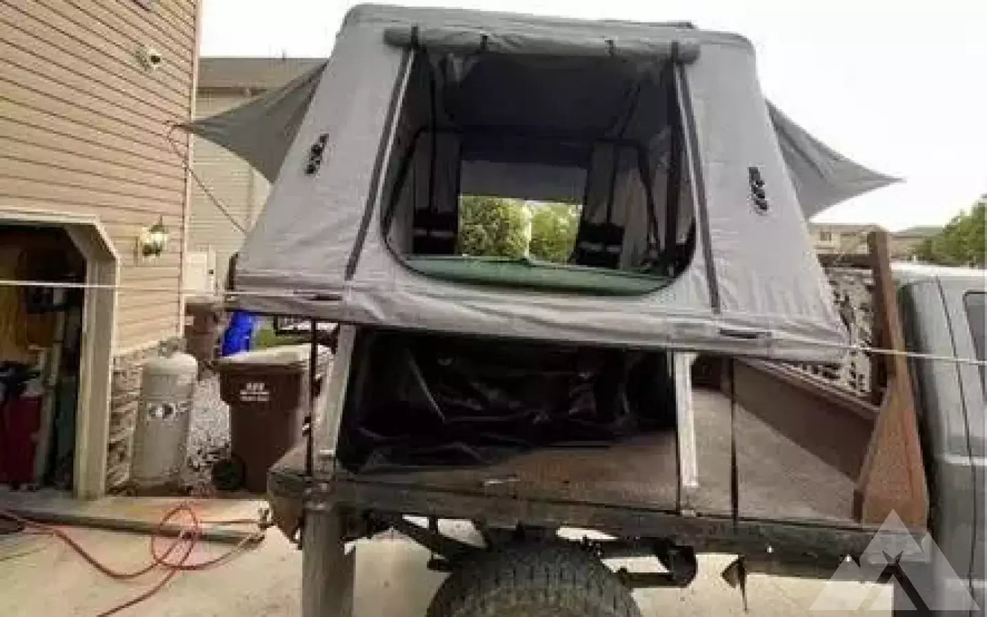 Tepui roof tent — used rooftop tents for sale (photo 2)
