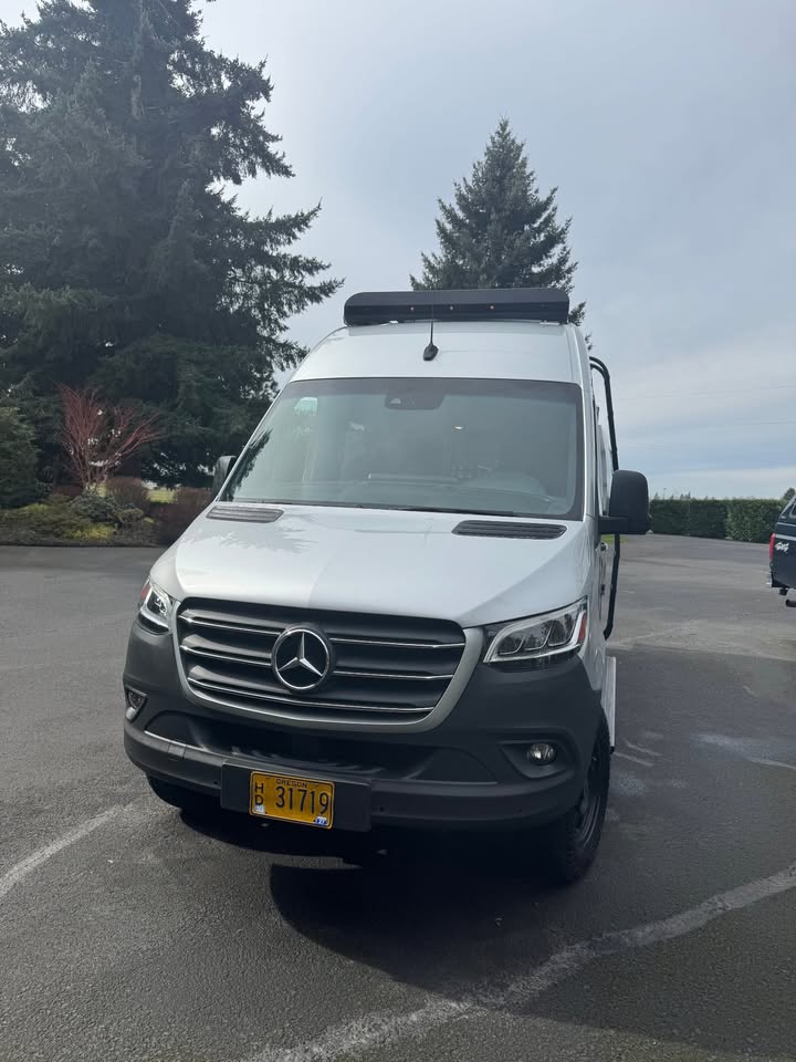 2020 Mercedes/Winnebago Sprinter Revel 4x4 in Canby, OR (photo 4) — photo 4