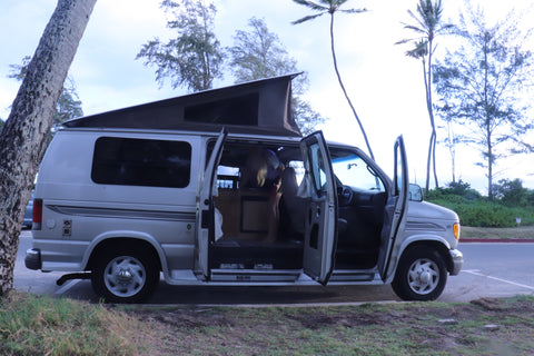 Popup / sleeps 4 Econoline 150 — photo 5