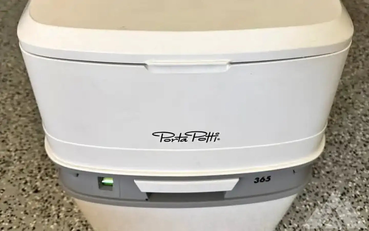 Thetford Porta Potti 365 — used showers & toilets for sale