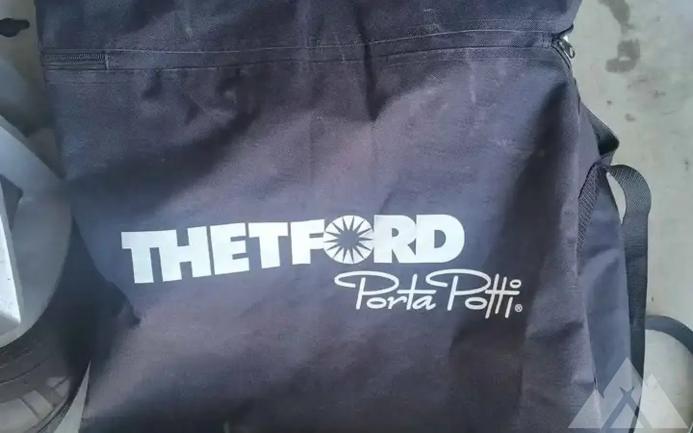 Thetford porta potti 135 camp toilet — used showers & toilets for sale (photo 5) — photo 5
