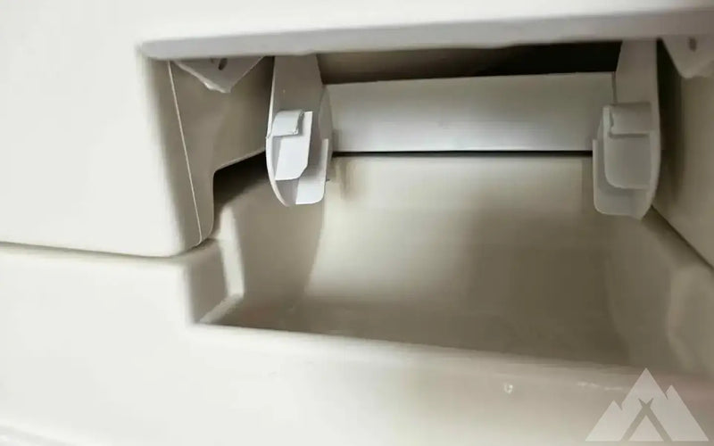 Thetford Porta potti 555 — used showers & toilets for sale (photo 3) — photo 3