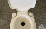 Thetford Porta Potti 365 — used showers & toilets for sale (photo 3)