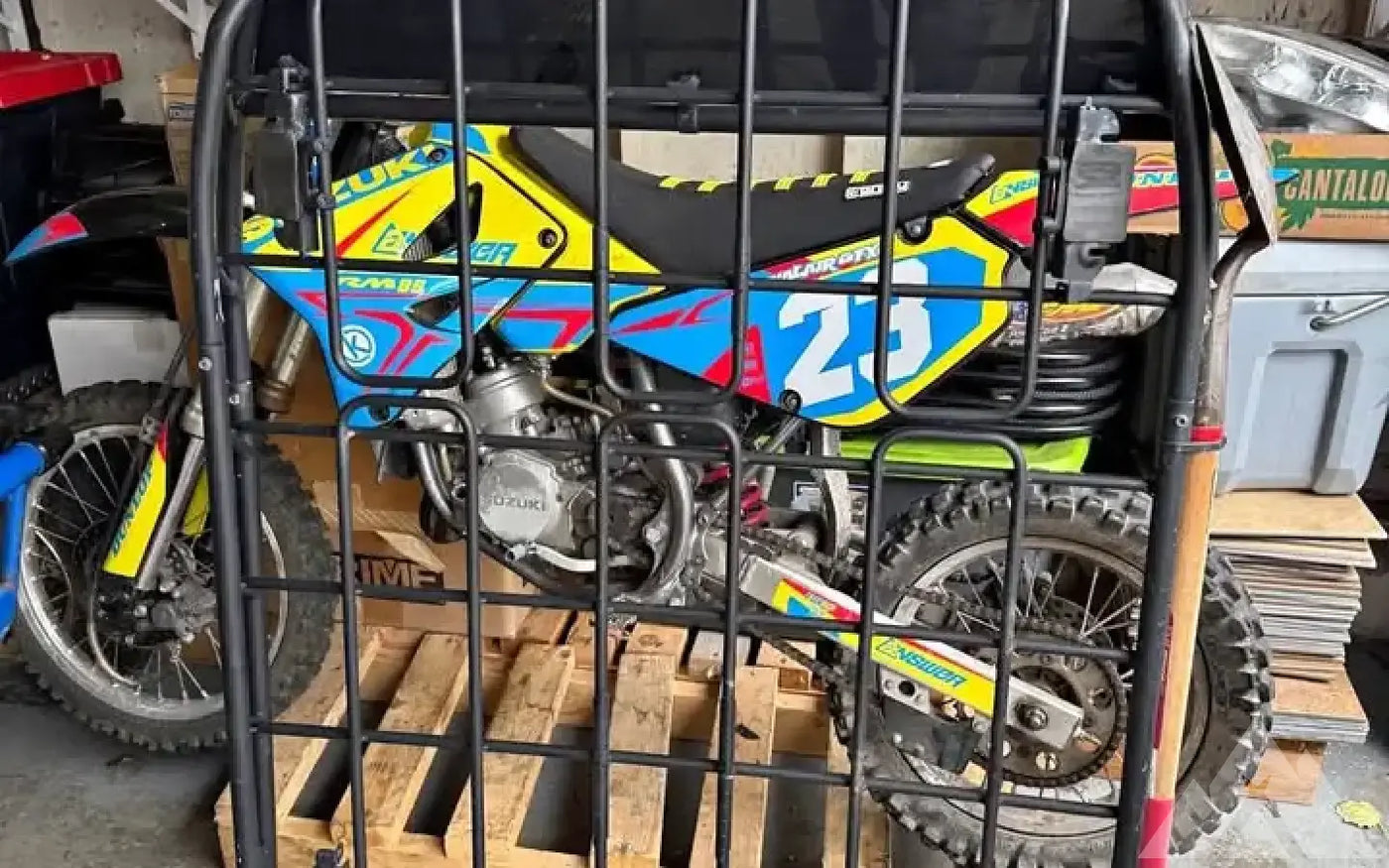 THULE CANYON XT — used racks for sale — photo 1