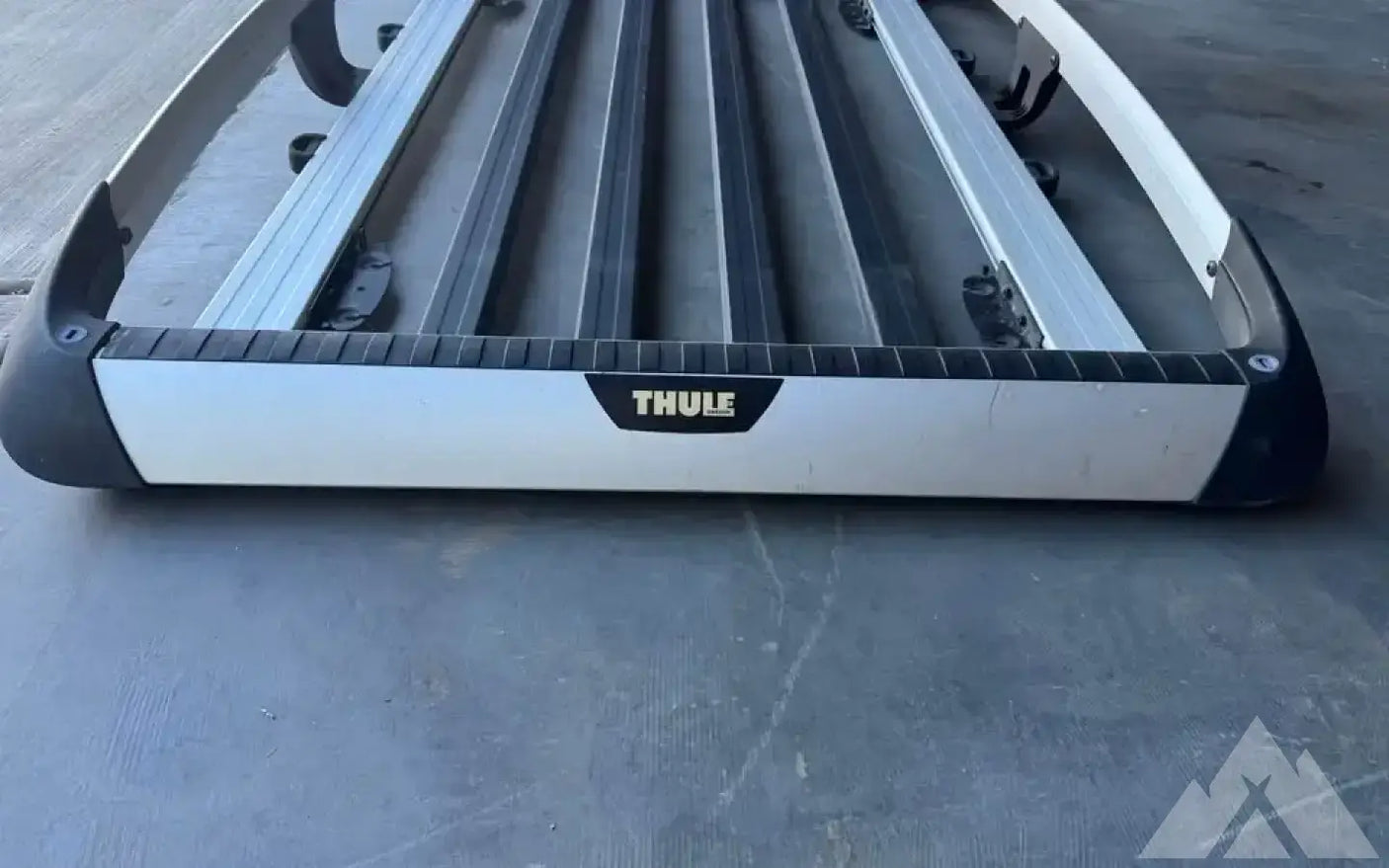 Thule Roof Rack — used racks for sale (photo 3)