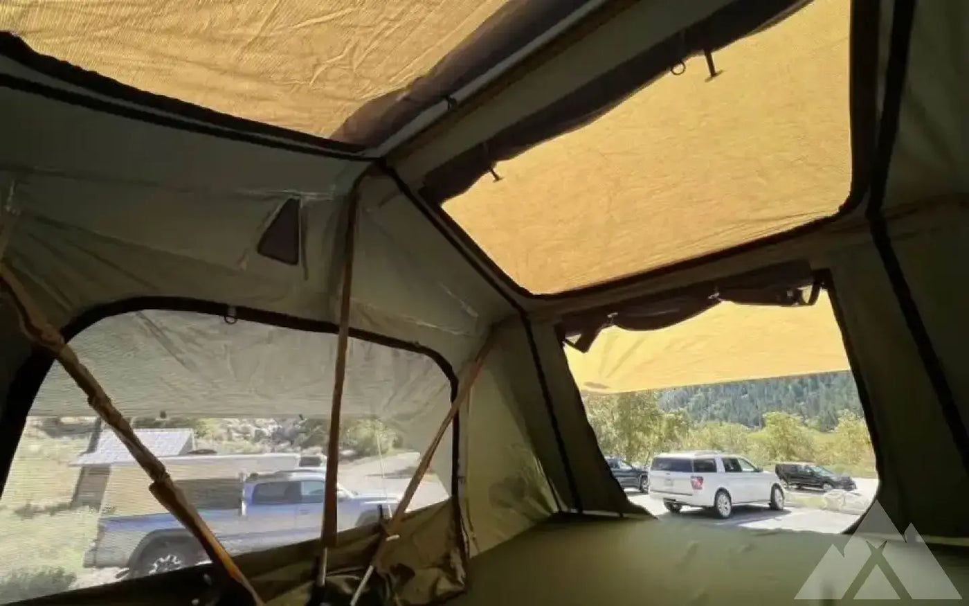 Thule Tepui Explorer Kukenam 3 Rooftop Tent — used rooftop tents for sale (photo 4) — photo 4