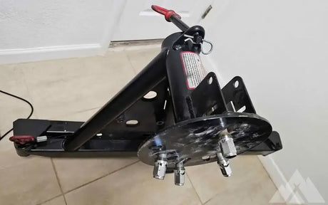 Tire Hitch Swing Carrier — used tire carriers & swing outs for sale (photo 5)