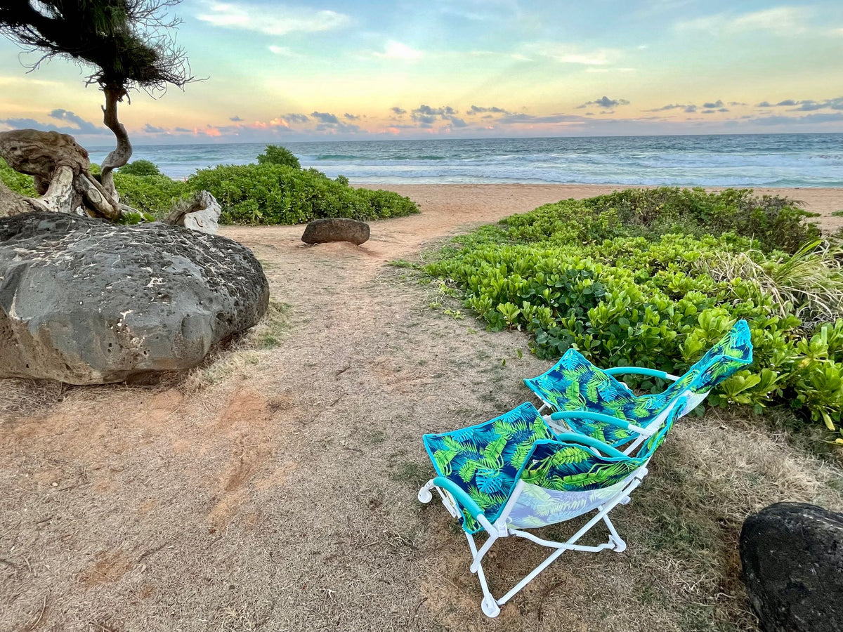  a comfy bed faces a tranquil beach and ocean view.|Stunning RV rental interior with an ocean view bed — photo 15