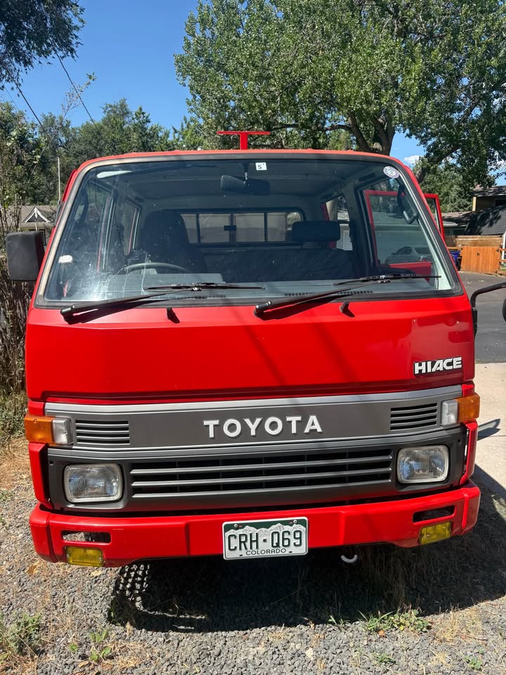 1994 Toyota Hiace in Lakewood, CO (photo 2) — photo 2